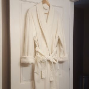 Plush Women's Robe